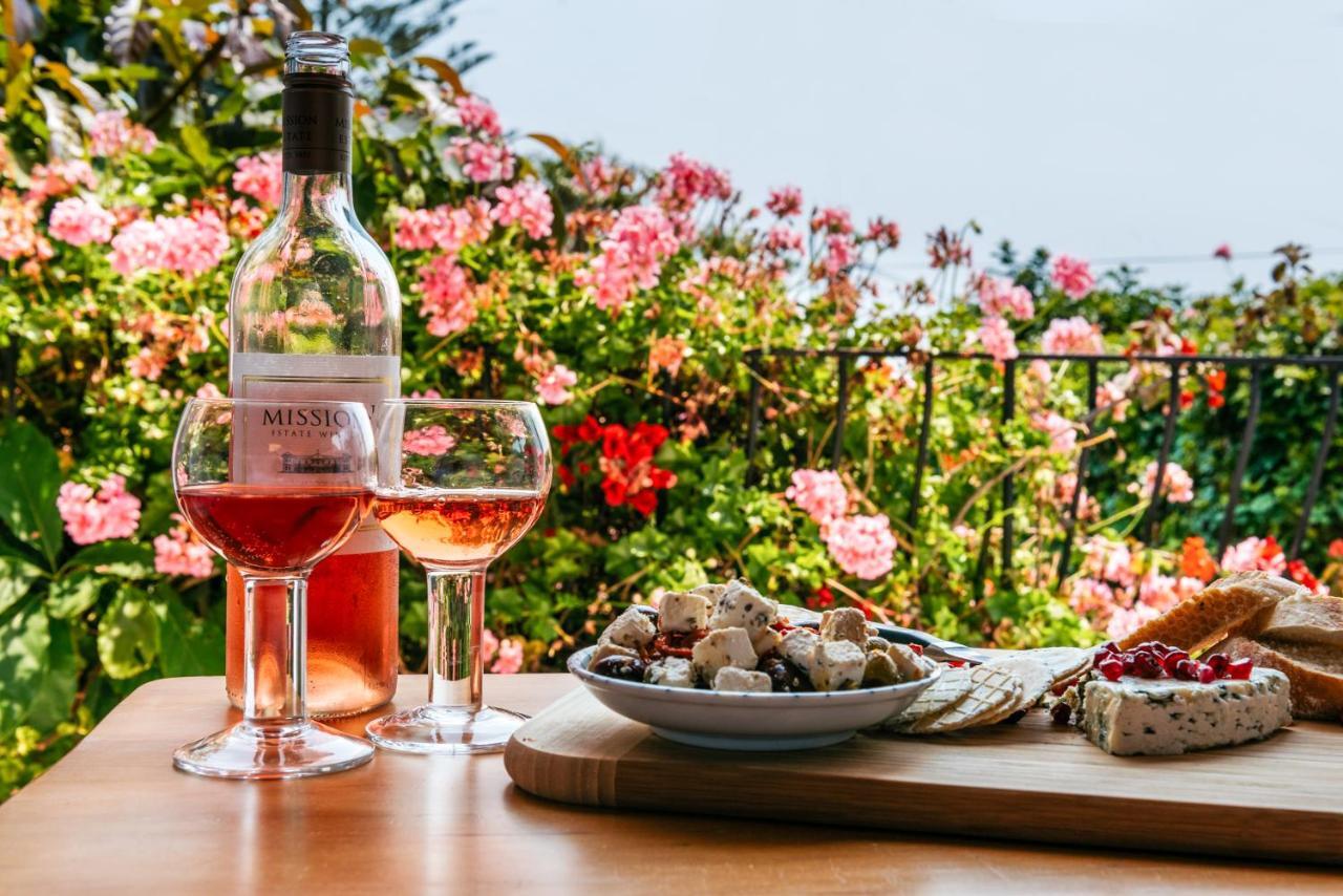 Sunshine Cottage By The Sea - Stay Waiheke Onetangi Buitenkant foto